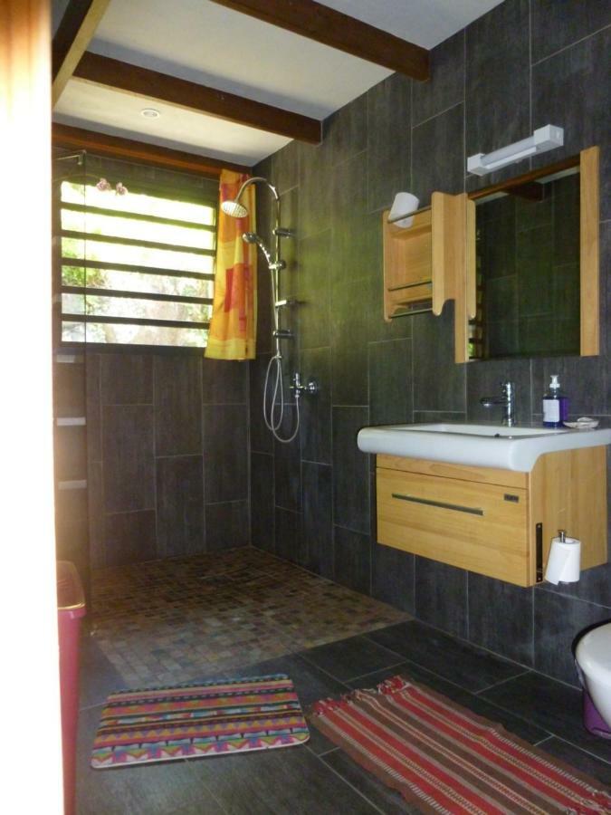 Villa Chez Solange et Michel à Sainte-Rose Extérieur photo